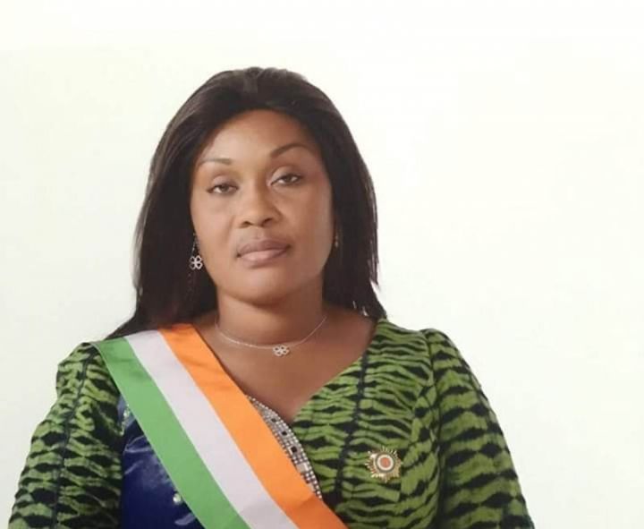 Dérives tribalistes et injures dans le jeu politique : Des femmes élues et leaders en campagne pour le bon ton