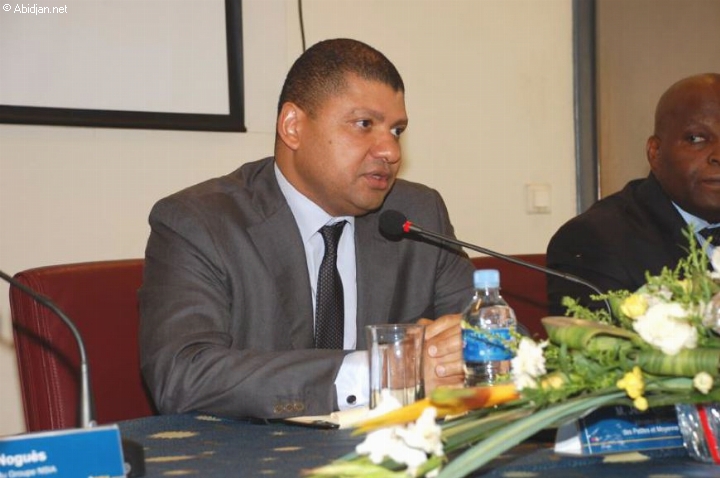 Hausse du prix du gaz et de l’essence, mécontentement  des boulangers/Jean-Louis Billon (ministre du Commerce, de l’Artisanat et de la Promotion des PME) : “Nous allons mettre un terme aux spéculations ; Les prix seront les mêmes partout dans le pays”