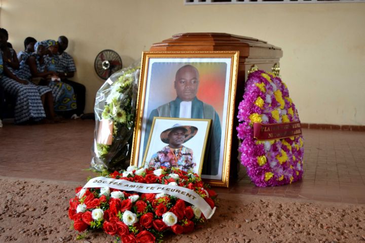 Le DC de l’honorable de Ouellé, proche du Deputé AKOTO Olivier a été décoré et inhumé ce samedi