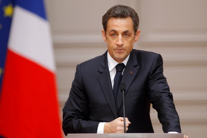 L'ancien président Nicolas Sarkozy condamné à bientôt trois ans de prison dont un an ferme