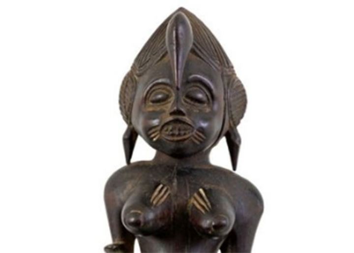 La Côte d’Ivoire dénonce une vente frauduleuse de deux (2) sculptures de valeurs