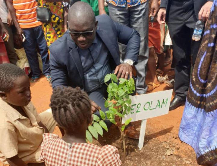 Olam Cocoa apporte son soutien au gouvernement ivoirien pour la Journée « Un Jour Un Million d’Arbres »