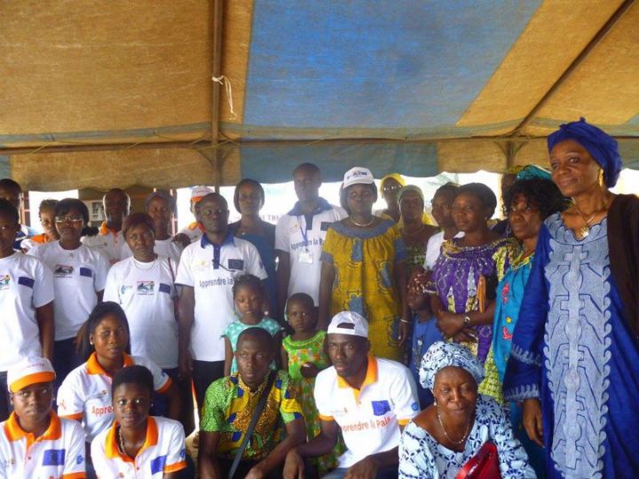 Cohésion sociale: L’ONG Tchêlê Woyê (en partenariat avec l’Union européenne) sensibilise à la culture de la paix à Yopougon