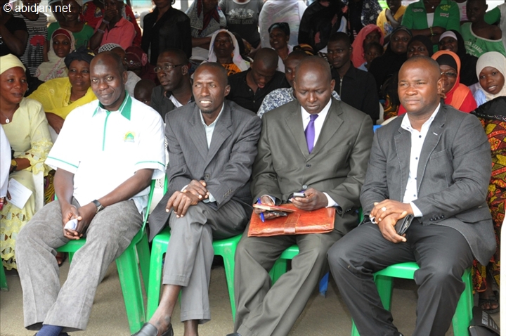 Une ong sensibilise les acteurs de l’école d’Oumé sur l’hygiène buccodentaire