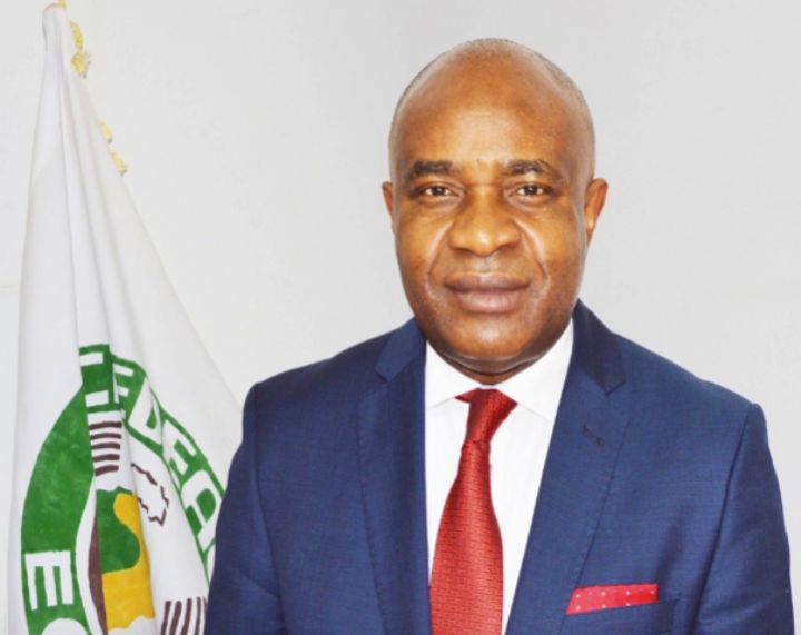 31ème anniversaire de l’OOAS: le Directeur général  Pr. Stanley Stanley Okolo fait le bilan ’’des grands progrès’’ réalisés en matière de santé dans la sous-région