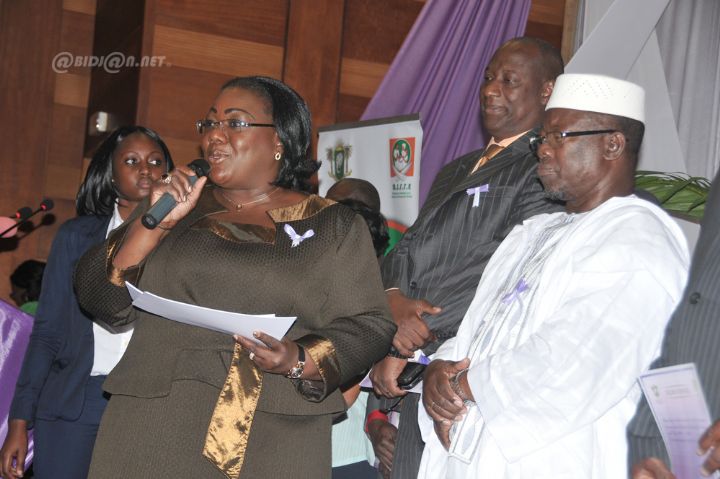 JNS 2014 – Anne Ouloto réaffirme l’engagement du Gouvernement à œuvrer à la protection et au respect des droits fondamentaux des populations les plus démunies