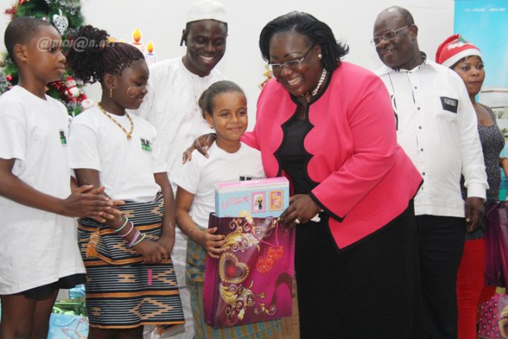 Caravane de Noël : le MSFFE offre un « restau du cœur » à plus de 700 enfants à Abobo