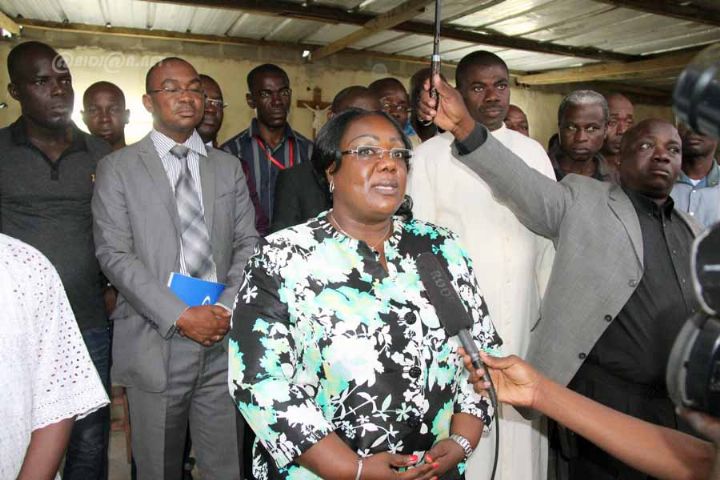 Solidarité - Le Gouvernement au chevet de 102 familles sinistrées à Yopougon SODEFOR Extension