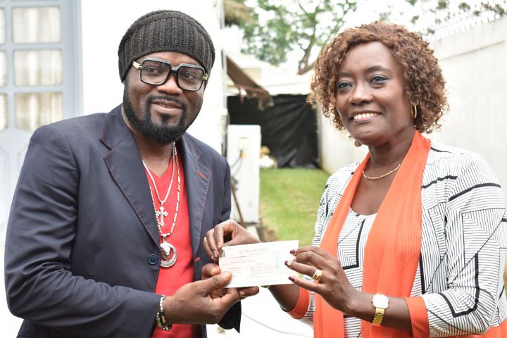 Promotion de la paix : Paul Madys reçoit près de 5 millions de Francs CFA du Gouvernement