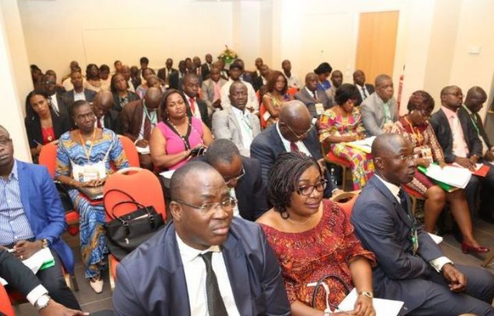 Insertion des jeunes : une institution de micro-finance Offre 30 postes de stage