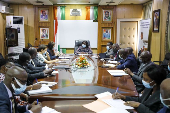 Projet d’Amélioration des prestations des services éducatifs : les indicateurs au vert sous le leadership de la Ministre Mariatou Koné