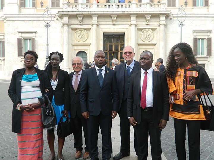 Diplomatie économique parlementaire: des membres du parlement italien en route pour Abidjan