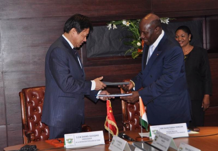 Discours du Premier ministre Daniel Kablan Duncan à l`occasion de la signature d`un accord de prêt pour la réalisation du projet de barrage de Soubré