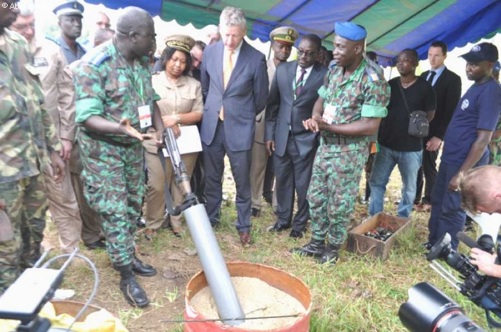 La Belgique « soutient » la réinsertion des ex-combattants en Côte d’Ivoire