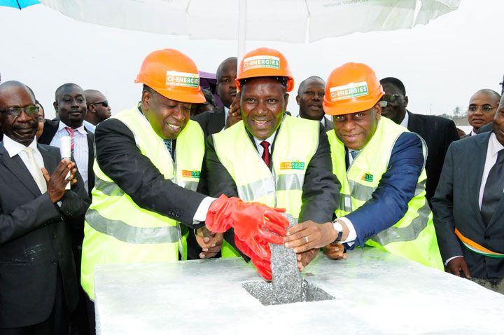 Le gouvernement ivoirien lance la construction d’un nouveau transformateur électrique à Abidjan
