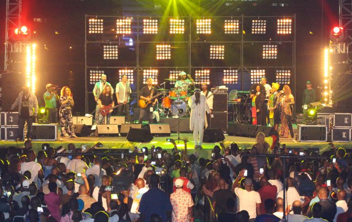 Abidjan By Night 5 : Alpha Blondy illumine le palais de la culture