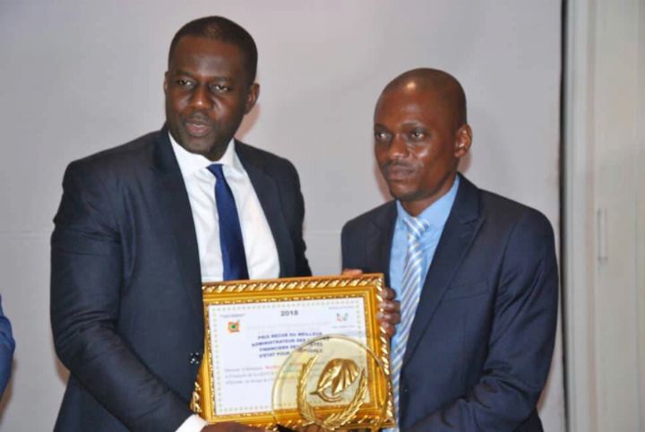 Prix RECOR: Mamadou Bamba (DFC Gestoci) distingué Meilleur Administrateur des services financiers des sociétés d’Etat