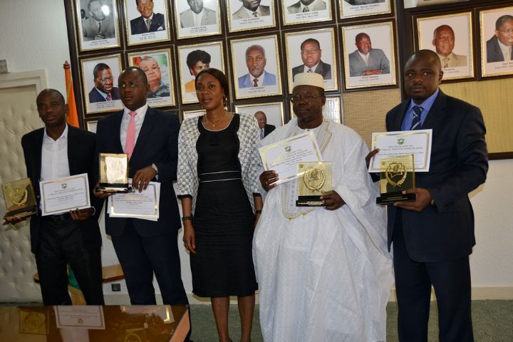 Allocution du ministre Affoussiata Bamba-Lamine lors de la cérémonie de récompense des lauréats classes 2èmes et 3èmes  du prix d’excellence, édition 2014