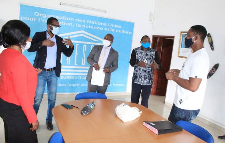 Covid-19: des médias numériques ivoiriens pris au piège des fake news (rapport REPPRELCI)