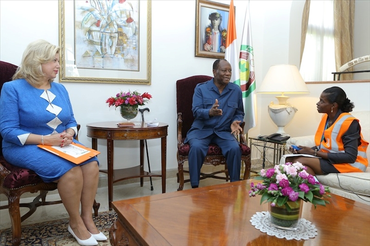 Côte d’Ivoire : après s’être fait recenser, Alassane Ouattara « encourage » les populations à se faire recenser