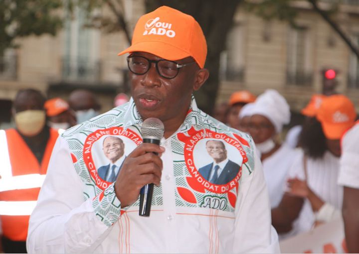 Meeting des femmes du RHDP-France à l’esplanade des invalides à Paris/ Lanciné DIABY aux femmes : « N’écoutez pas les discours de salon