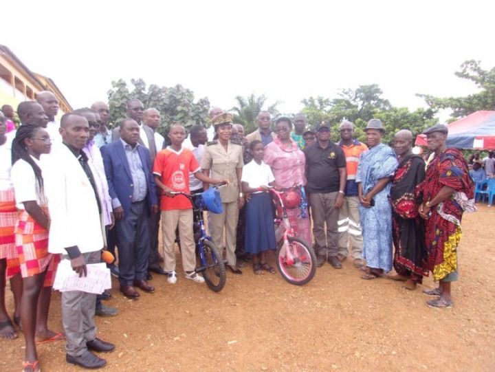Le lycée Jacques Batteur d’Affiénou récompense ses meilleurs élèves
