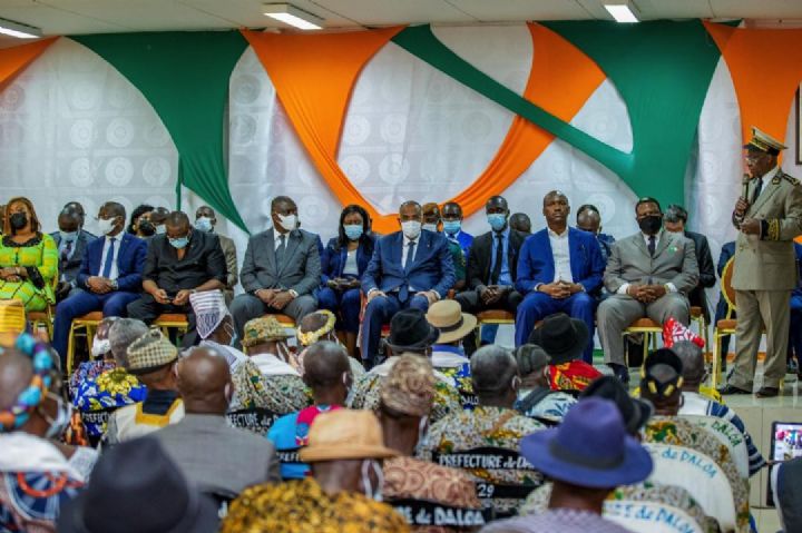 Haut Sassandra : le Premier Ministre Patrick Achi invite les chefs traditionnels à promouvoir la cohésion sociale dans la Région