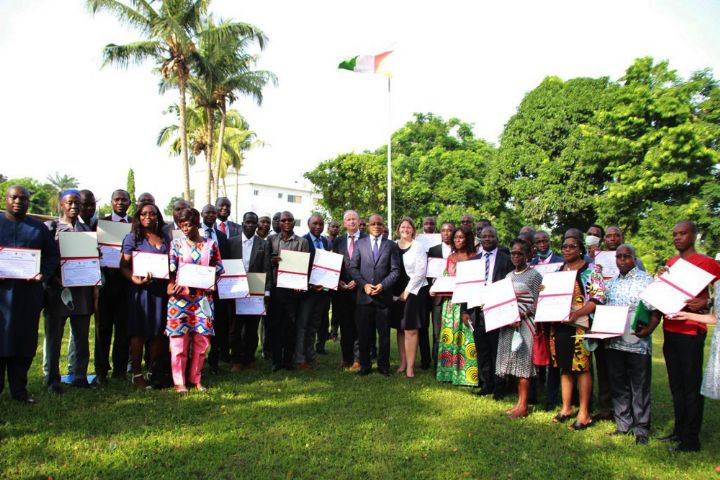 Energies renouvelables : 37 formateurs en photovoltaïque (PV) et en efficacité énergétique (EE) reçoivent leurs attestations