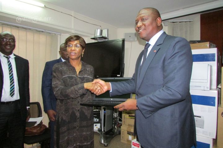 Administration territoriale: L’ONUCI offre du matériel informatique à la Côte d’Ivoire