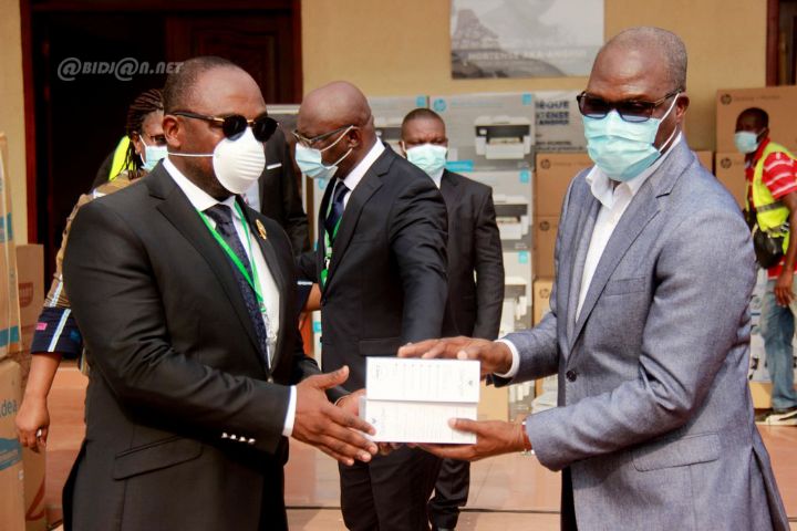 Port-Bouët : les centres de santé dotés en équipements biomédicaux et en matériels informatiques