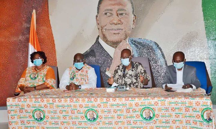 Enrôlement sur le listing électoral : le Mouvement national de soutien à la candidature unique au Rassemblement des Houphouétistes (Monascau-Rhdp) rencontre les artisans de la commune d’Abobo