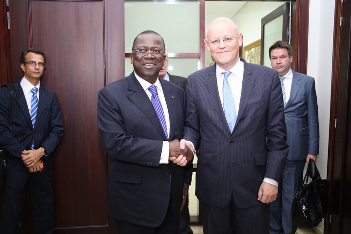 Coopération économique : Les possibilités d’investissements au centre des échanges entre le ministre des affaires étrangères des Pays-Bas et le premier ministre