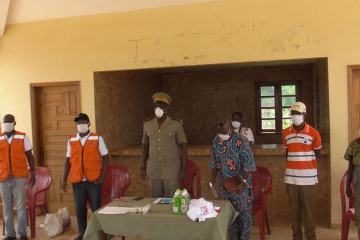 Des populations villageoises de Daloa sensibilisées au respect des mesures préventives du COVID-19