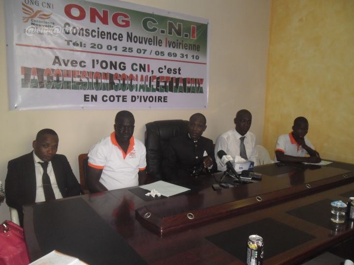 Présidentielle du 25 octobre 2015 : L’Ong Conscience Nouvelle Ivoirienne (CNI) invite les acteurs politiques à favoriser des élections apaisées