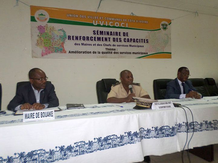 Renforcement des capacités des maires et leurs collaborateurs pour des offres de services de qualité