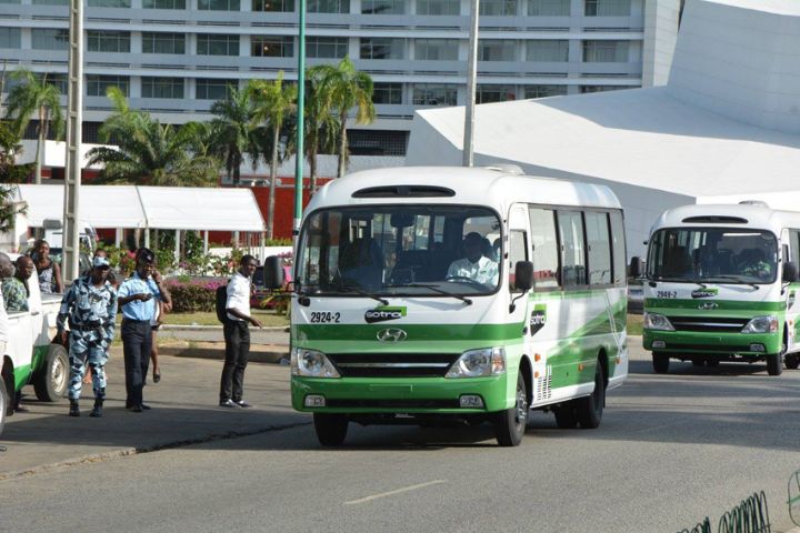 Modernisation du transport à Cocody : N’Goan et la SOTRA offrent des bus tout confort à la population