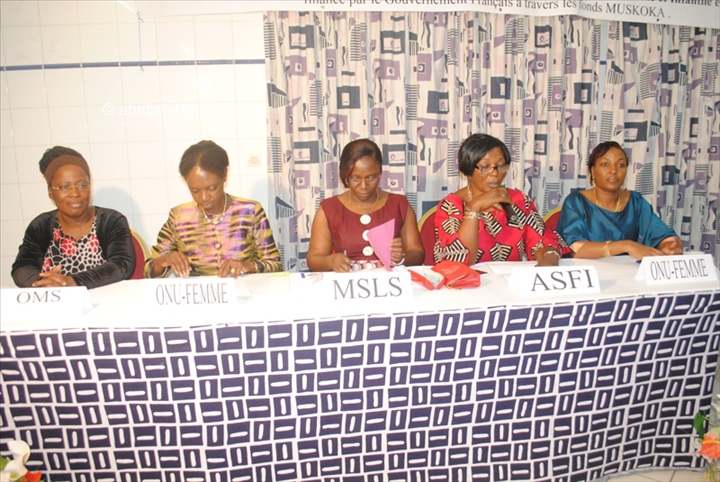 Face au taux élevé de mortalité maternelle et infantile, les sages femmes ivoiriennes formées aux droits humains