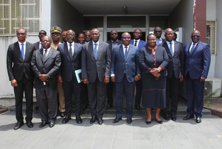 Sécurité aux frontières non matérialisées: des zones d’extrême pauvreté, d’orpaillage clandestin et de conflits