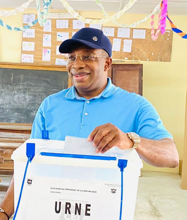 Présidentielle 2020: Le ministre Siandou Fofana a accompli son devoir civique