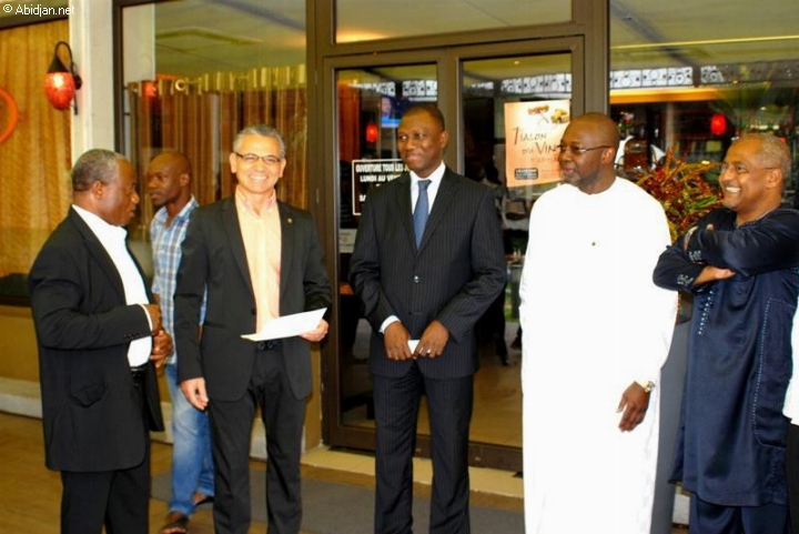 La délégation de la Fif visite la résidence d`Houphouët-Boigny