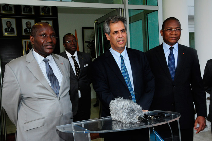 Le premier ministre Daniel Kablan Duncan reçoit en audience M. Noël TATA, Directeur Général de 