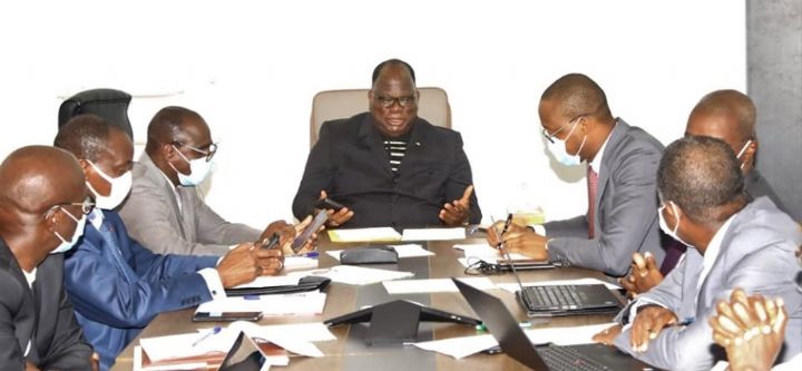 De nouvelles instructions pour remédier à la pénurie d’eau potable (Communiqué)