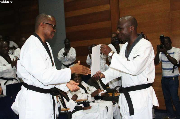 La Côte d`Ivoire championne du monde francophone de taekwondo