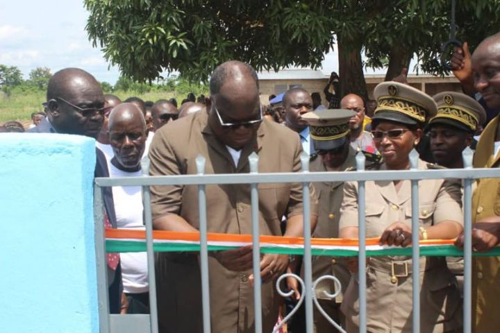 Le Ministre Tchagba appelle les populations du Haut Sassandra au bon usage des pompes réhabilitées