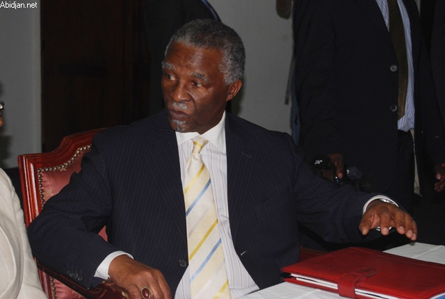 Côte d`Ivoire: Mbeki poursuit sa médiation alors que la déchirure s`aggrave