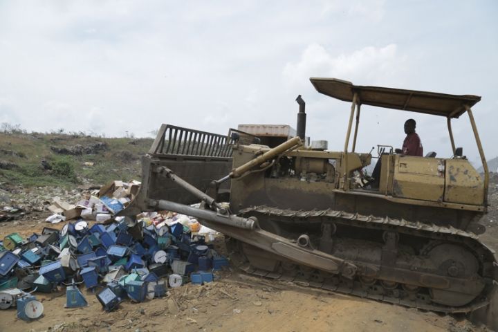 Lutte contre le trafic: destruction de 13 tonnes de produits prohibés