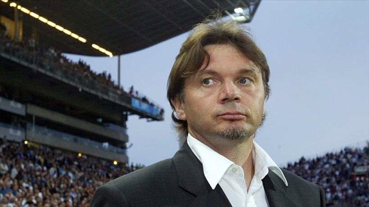 Les Eléphants seront éliminés au premier tour du mondial brésilien, prédit Philippe Troussier