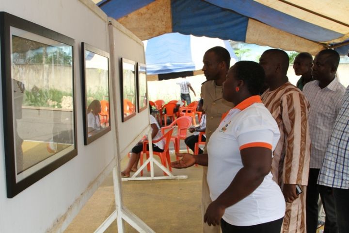 Caravane des photojournalistes - La Capitale du Guemon a abrité l’exposition « Paix et réconciliation »