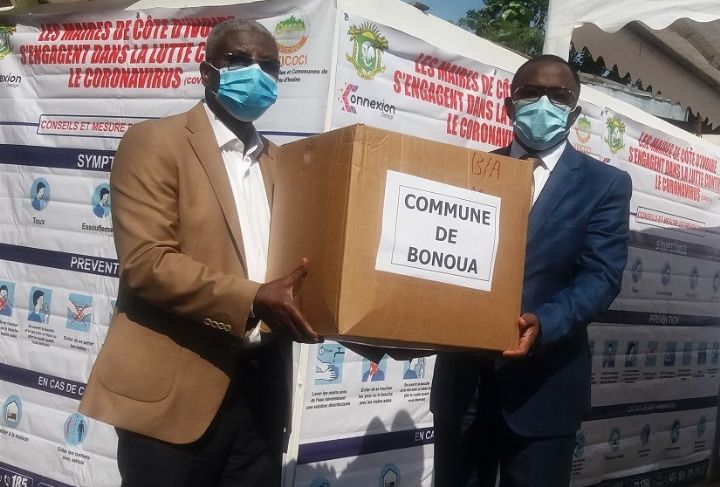 COVID-19 : L’UVICOCI distribue deux millions de masques aux communes du Grand Abidjan