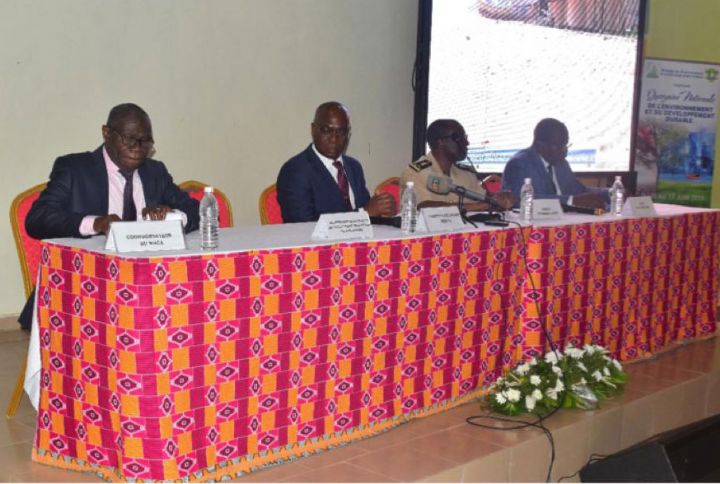 Le projet WACA et les populations de Grand Lahou engagent le combat contre l’érosion côtière